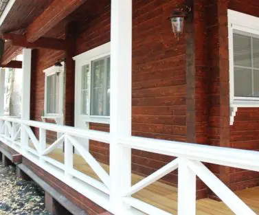 Фото интерьера деревянного дома из клееного бруса, построенного по проекту №1-210 от компании Аттика